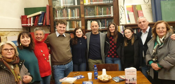 Porta un libro con te - ed. gentilezza 2023 (18)