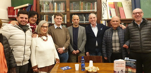 Porta un libro con te - ed. gentilezza 2023 (19)