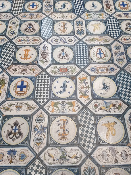 Museo Filangieri (Pavimento in maiolica)